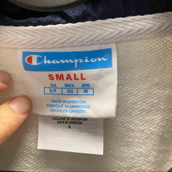 Champion Mixed Media Colourblock Pullover Sweater and Windbreaker - Picture 4 of 7